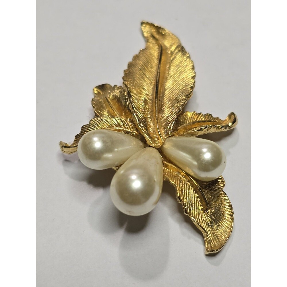 Vintage Cathe Brooch Signed Leaf Faux Pearl